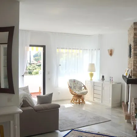 Apartment Cozy With Open Sea View