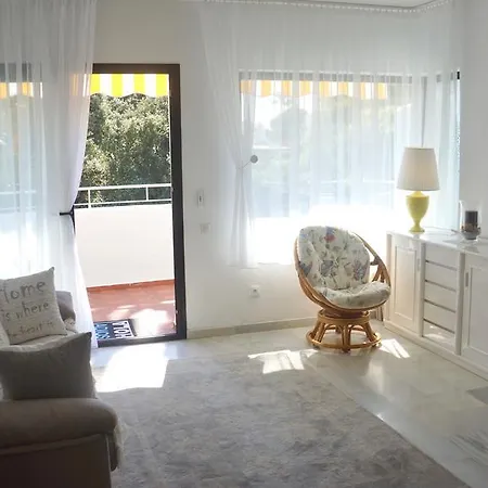 Apartment Cozy With Open Sea View